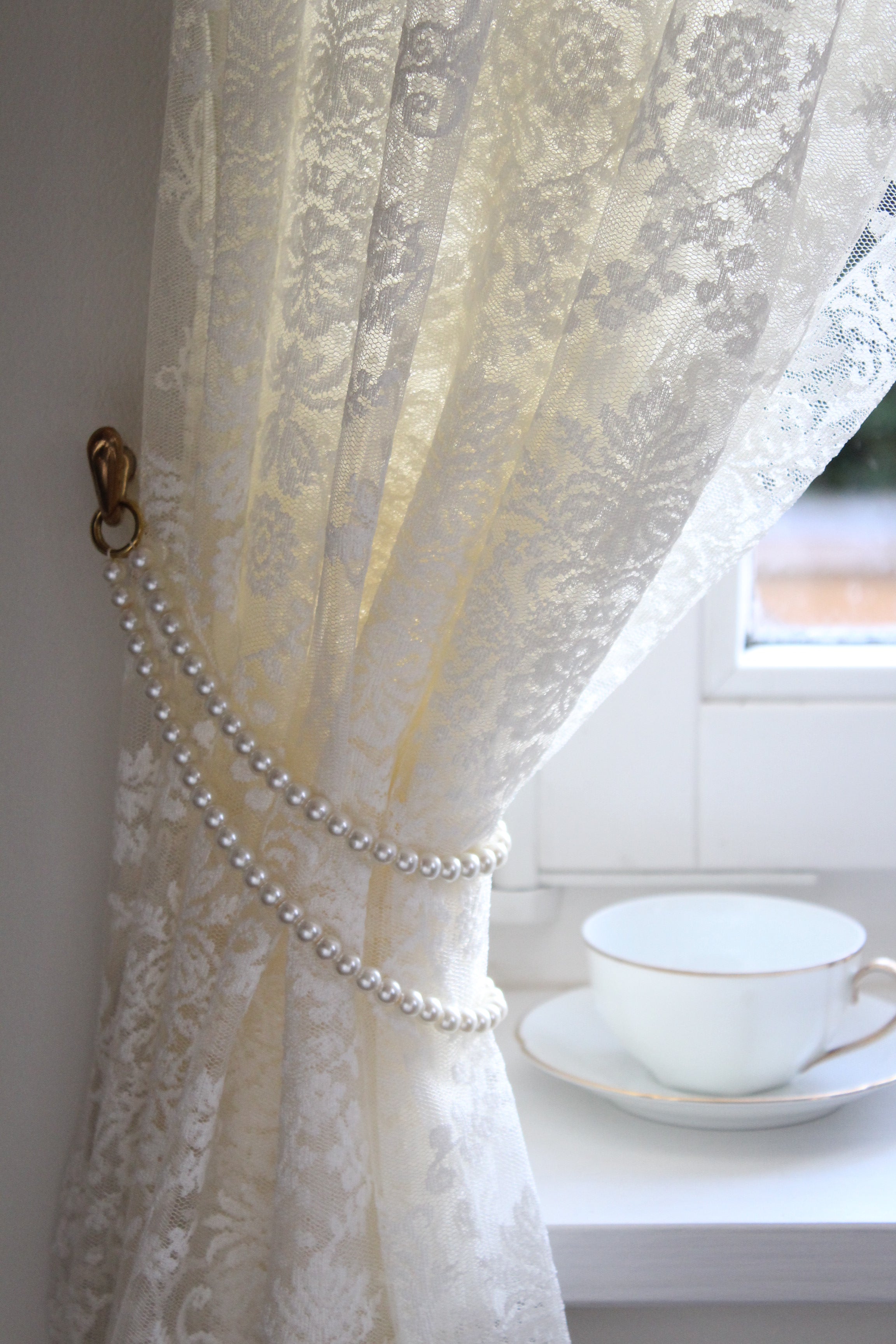 TAMMY Premium Czech Pearl Curtain Tieback | Handmade | White, Ivory